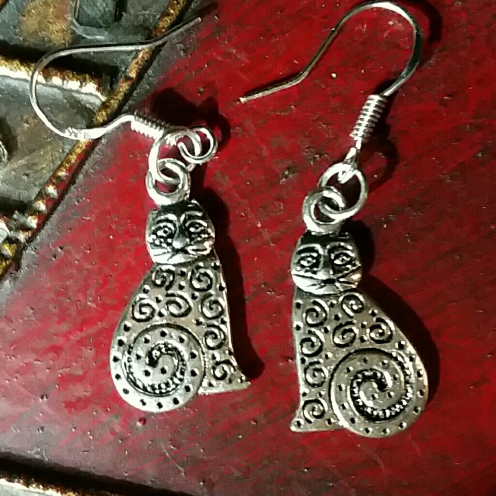 Meow! Artsy Cat Dangle Earrings